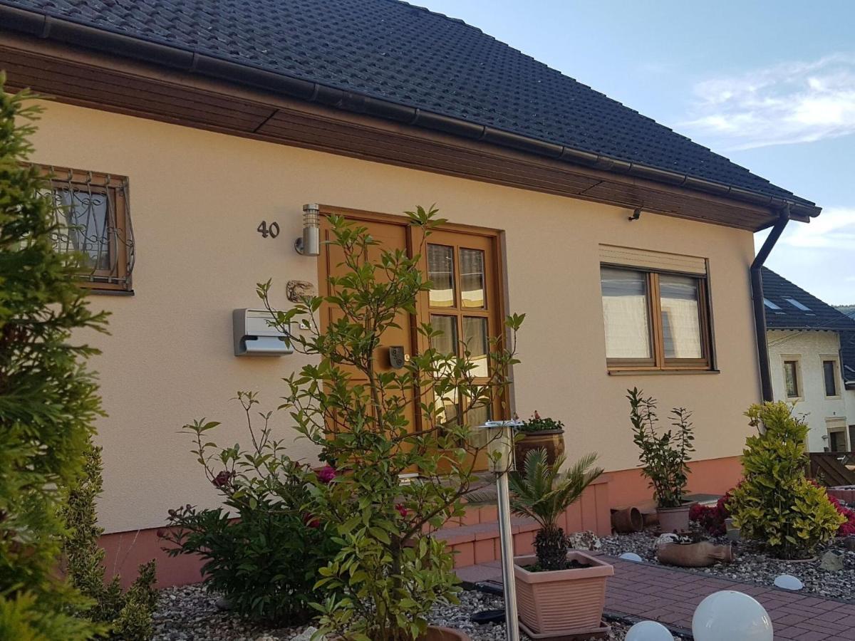 Holiday Home With Garden In Neumagen Dhron Экстерьер фото